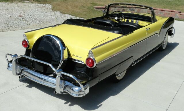 Ford Fairlane 1955 image number 27