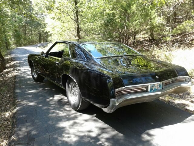 Buick Riviera 1966 image number 22