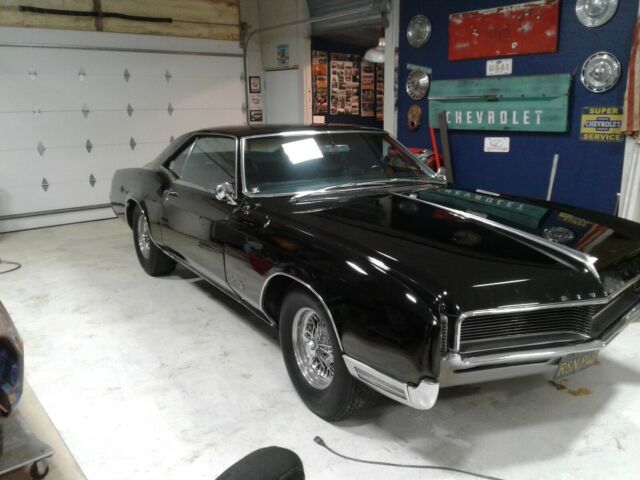 Buick Riviera 1966 image number 3