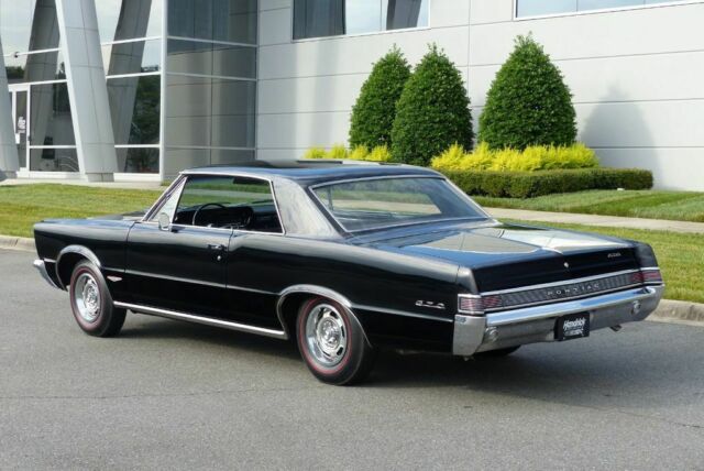 Pontiac GTO 1965 image number 30