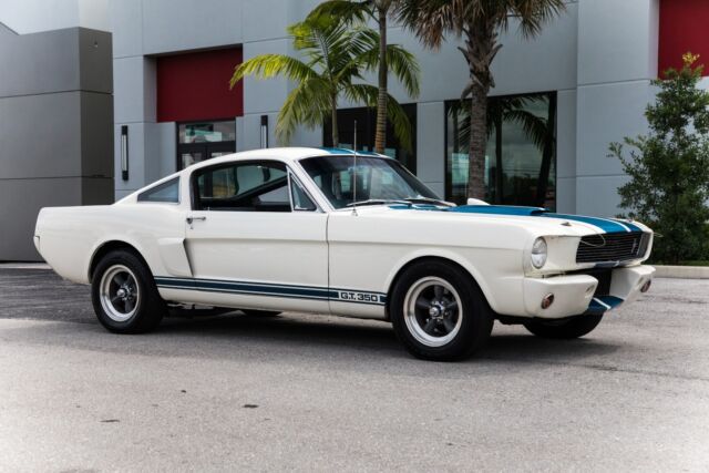 Ford Mustang 1967 image number 13