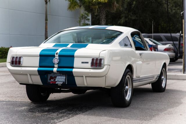 Ford Mustang 1967 image number 16
