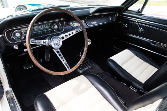 Ford Mustang 1967 image number 25