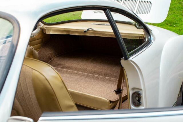 Volkswagen Karmann Ghia 1964 image number 23