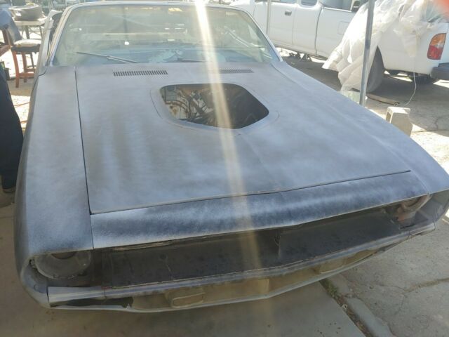 Plymouth Barracuda 1970 image number 0