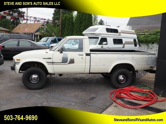 Toyota Tacoma 1979 image number 24