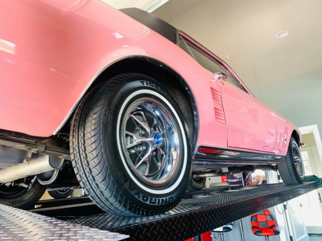 Ford Mustang 1967 image number 28