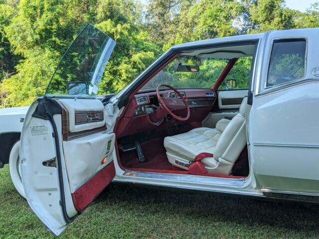 Cadillac Eldorado Coupe 1977 image number 11