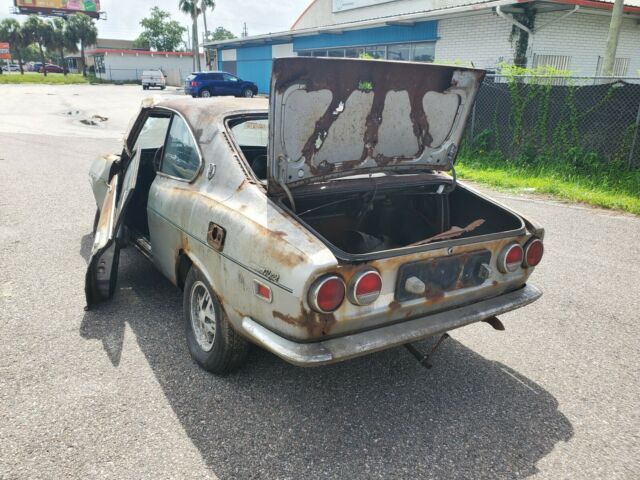 Mazda RX-2 1973 image number 4