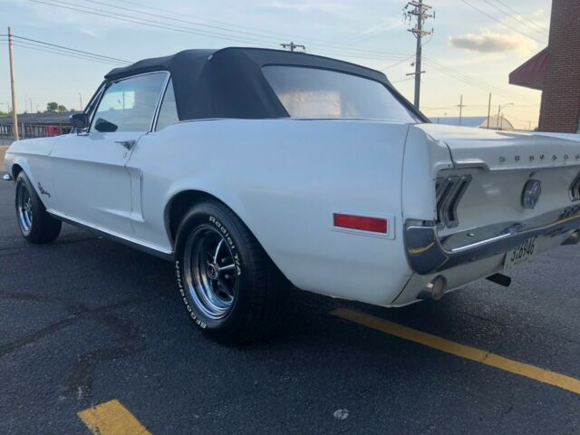 Ford Mustang 1968 image number 10