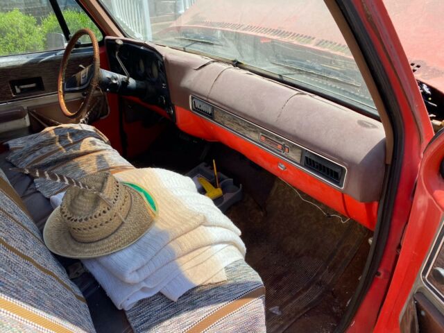 Chevrolet C-10 1976 image number 17