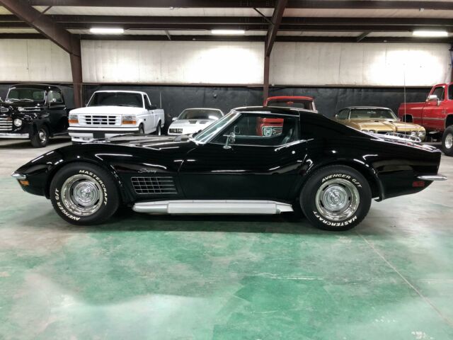 Chevrolet Corvette 1971 image number 22