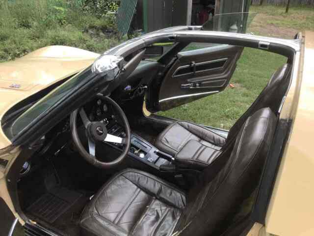 Chevrolet Corvette C3 1977 image number 23