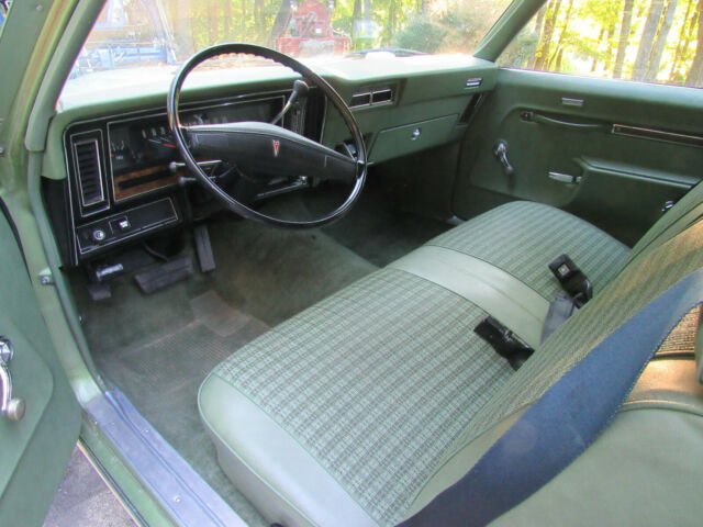Pontiac Ventura 1974 image number 13