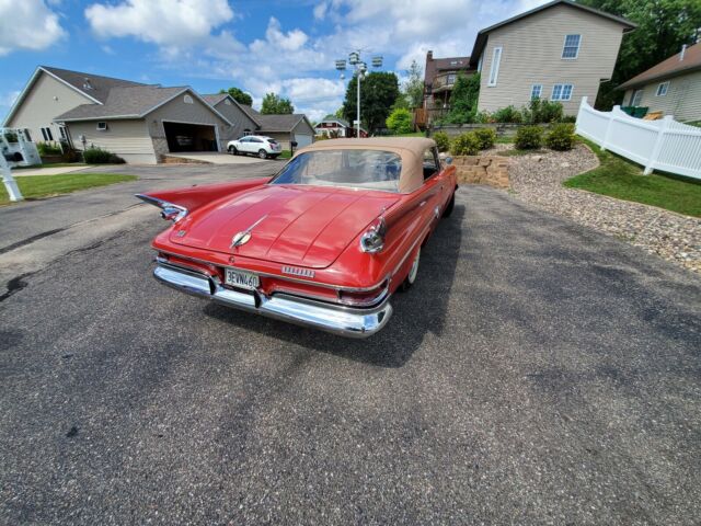 Chrysler 300 1961 image number 42