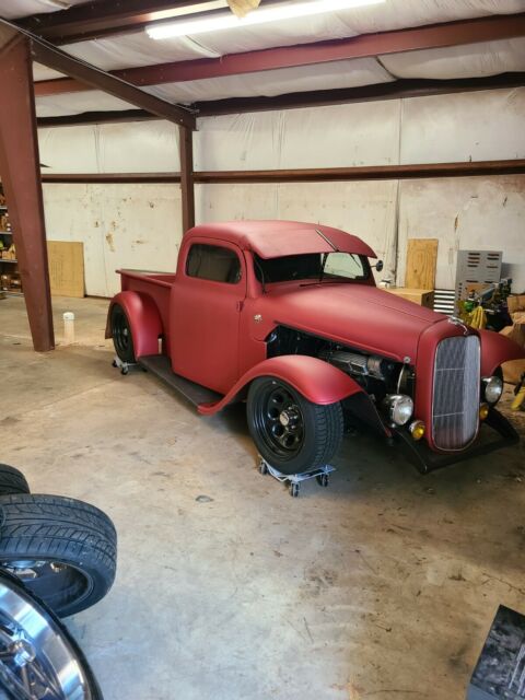 Ford F-100 1948 image number 2