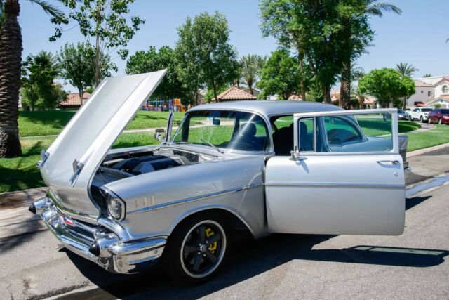 Chevrolet Bel Air/150/210 1957 image number 14