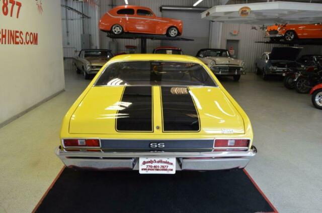 Chevrolet Nova 1972 image number 4