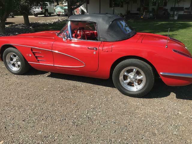 Chevrolet Corvette 1959 image number 15