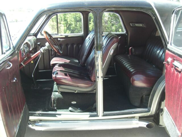 Buick Series 40 1939 image number 25