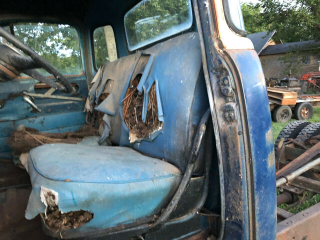 GMC 350 1954 image number 33