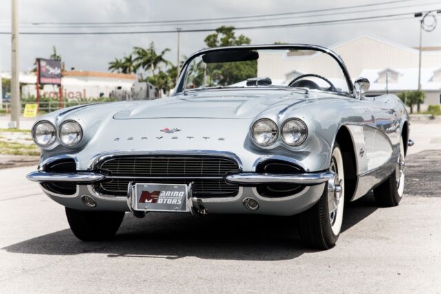 Chevrolet Corvette 1961 image number 6