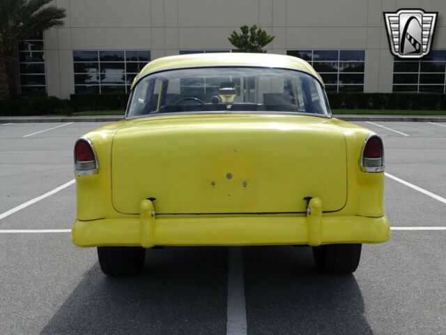 Chevrolet Bel Air/150/210 1955 image number 21