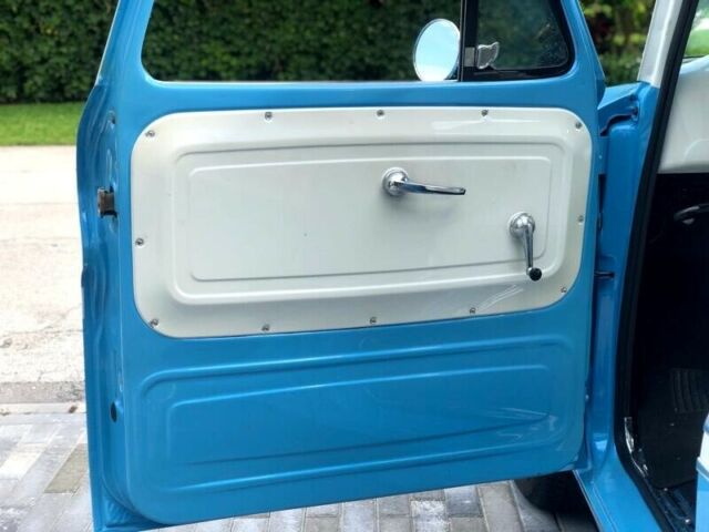 Chevrolet C-10 1966 image number 19