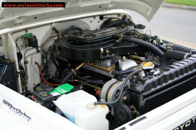 Toyota Land Cruiser 1978 image number 19
