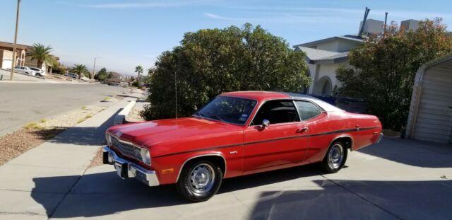 Plymouth Duster 1974 image number 1