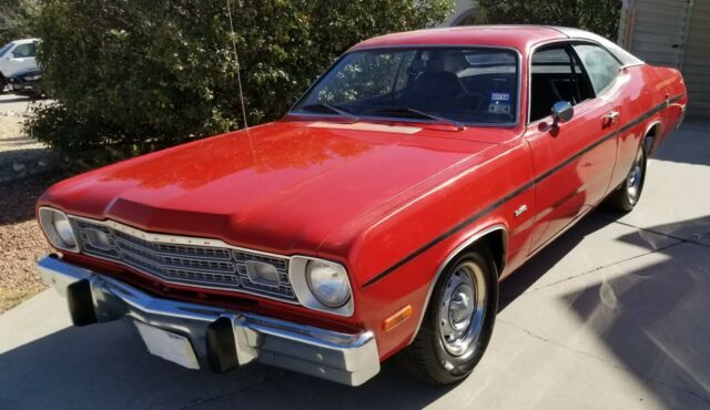 Plymouth Duster 1974 image number 24
