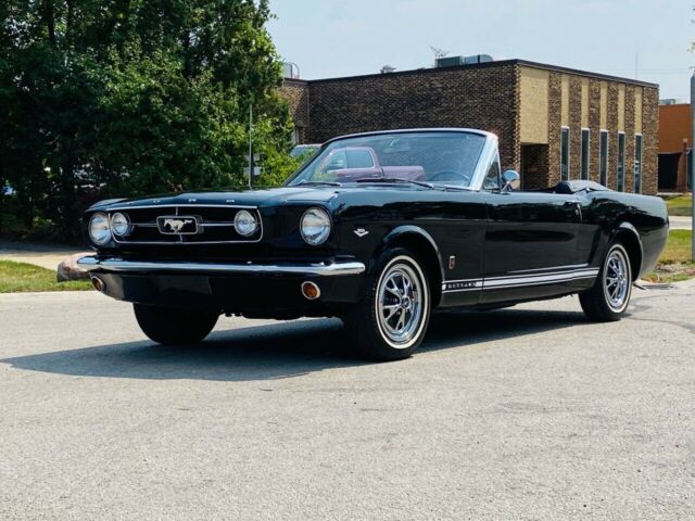 Ford Mustang 1966 image number 2