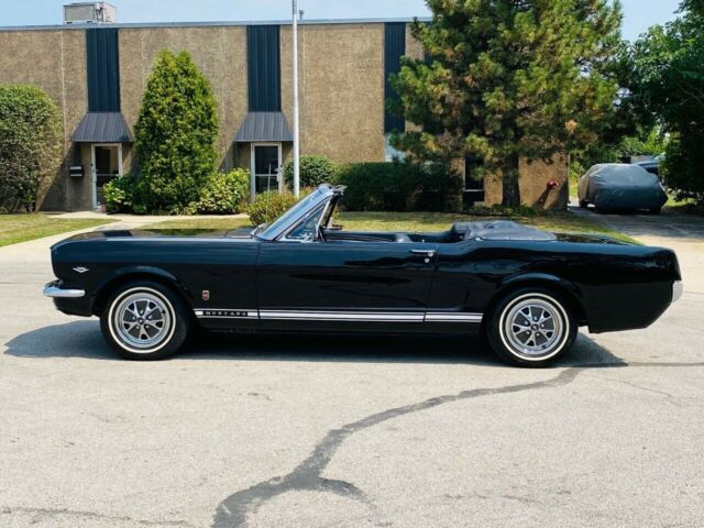 Ford Mustang 1966 image number 29