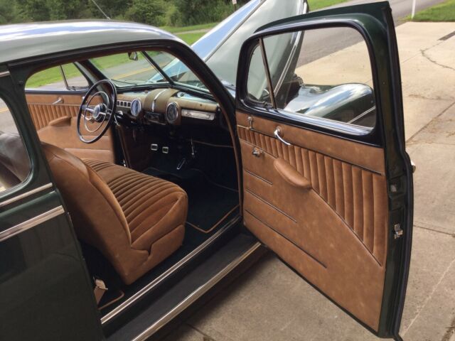 Ford Super Deluxe 1946 image number 33