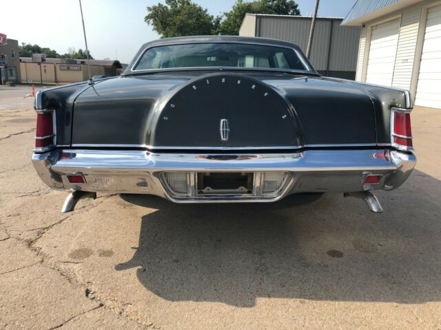 Lincoln Continental 1970 image number 15