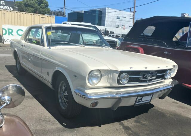 Ford Mustang 1965 image number 0