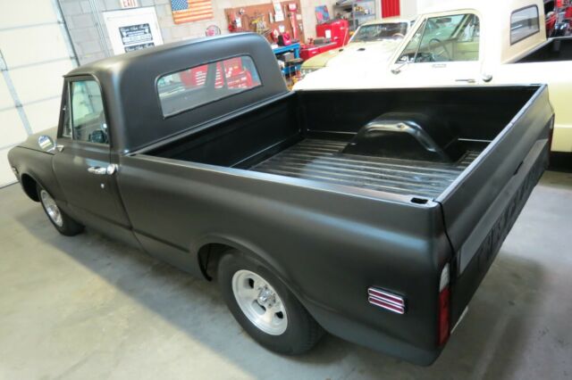 Chevrolet C-10 1967 image number 22