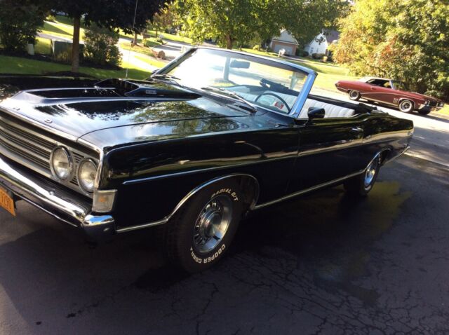 Ford Fairlane 1969 image number 0