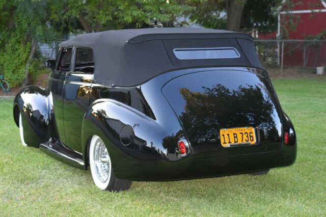Mercury Custom 1940 image number 2