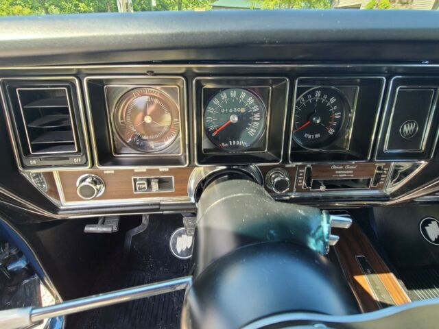 Buick Skylark 1970 image number 19