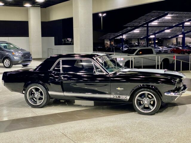Ford Mustang 1966 image number 10