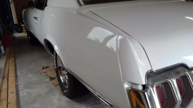 Oldsmobile Cutlass 1970 image number 2