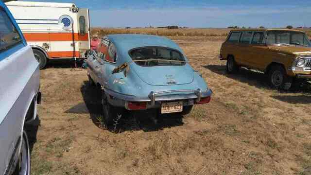 Jaguar E Type 4.2 2+2 1969 image number 17