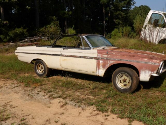Plymouth Fury 1963 image number 0