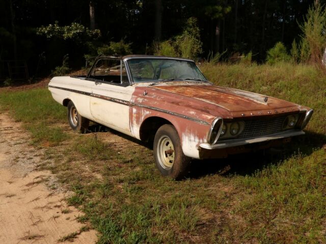 Plymouth Fury 1963 image number 3