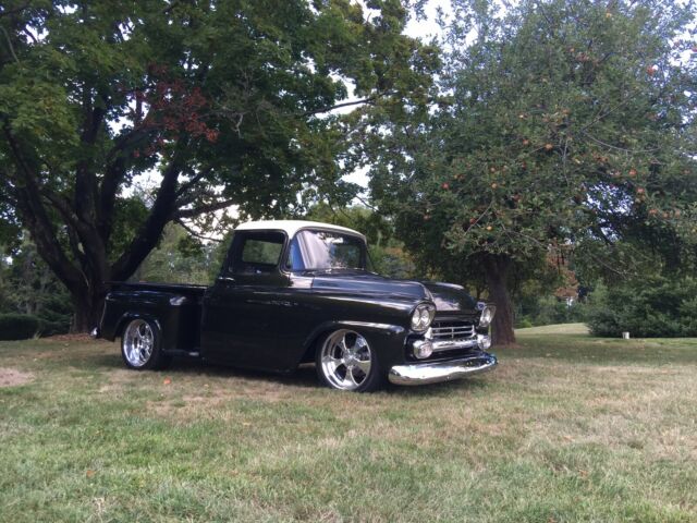Chevrolet Pickup 1959 image number 5