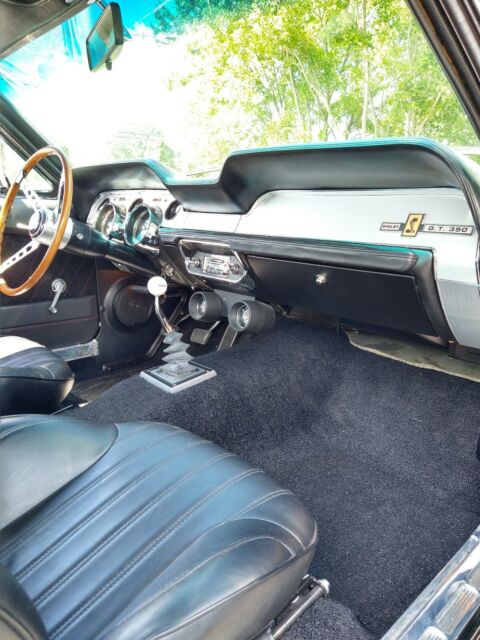 Ford Shelby GT 350 Tribute 1967 image number 10