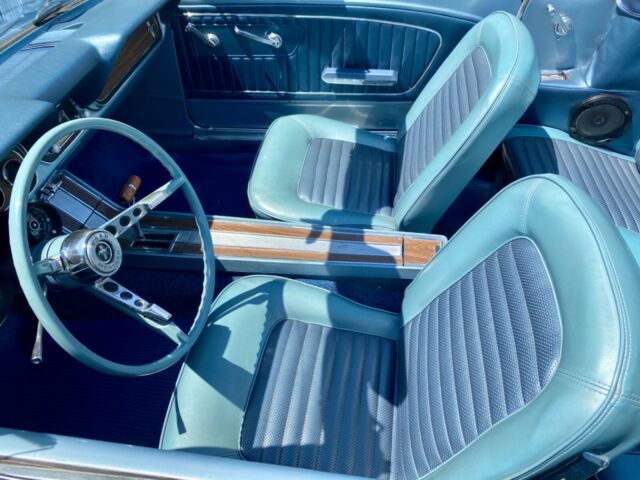 Ford Mustang 1966 image number 29