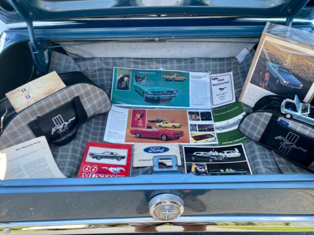Ford Mustang 1966 image number 34