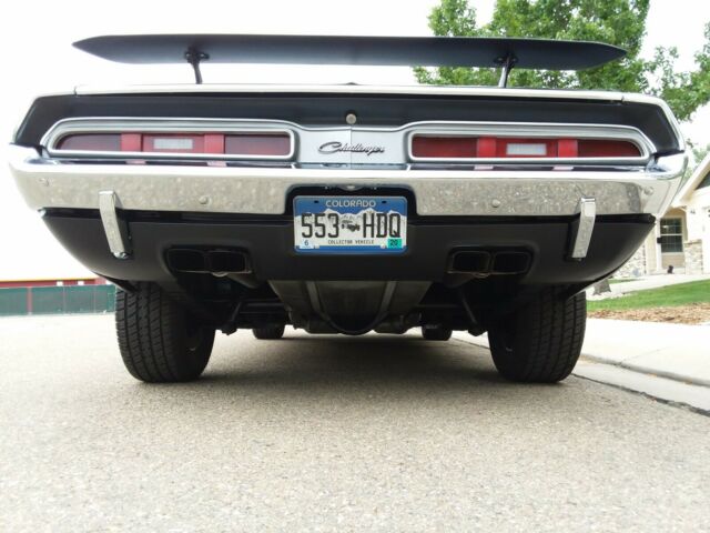 Dodge Challenger 1971 image number 40